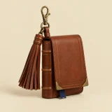 The Tassel, studio photo